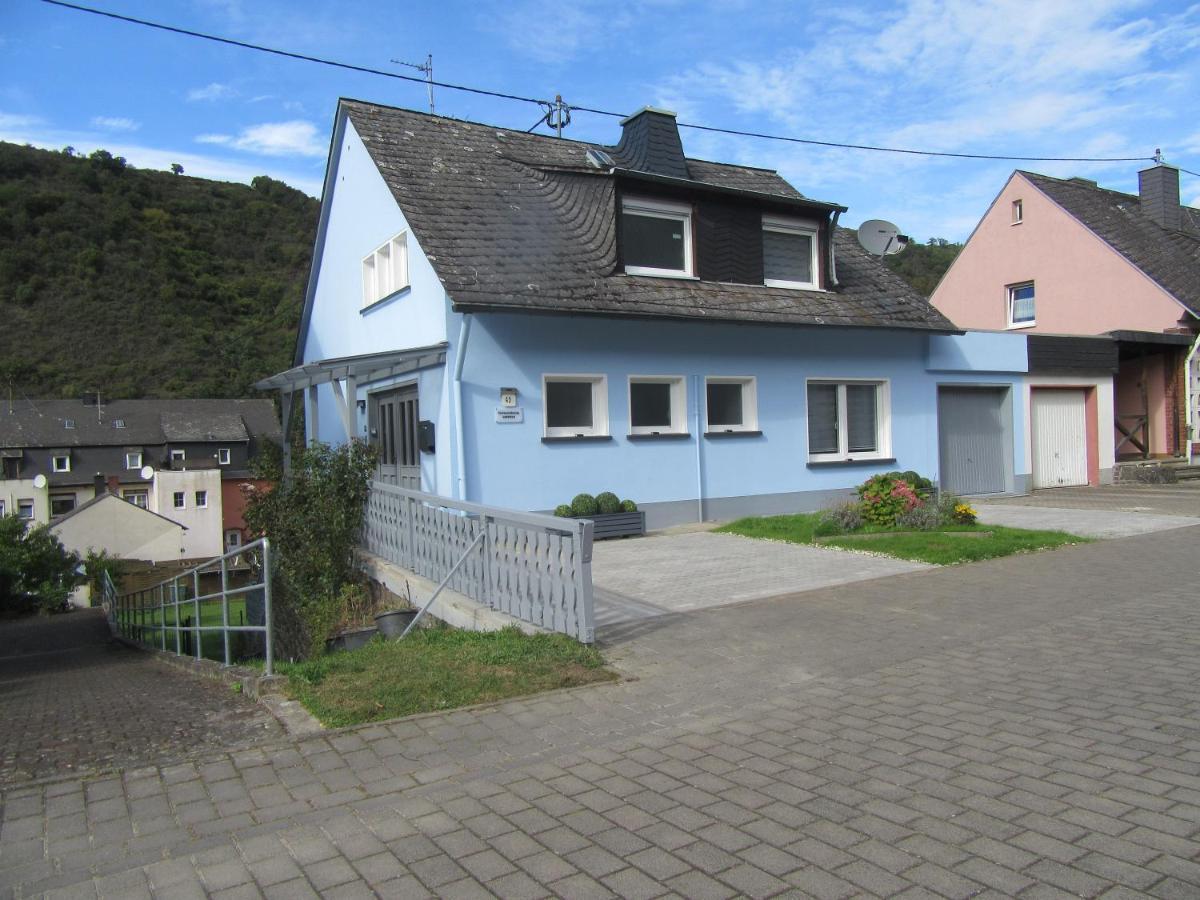 Ferienhaus Leopold Mit Burgblick An Der Mosel Burgen  Exterior photo